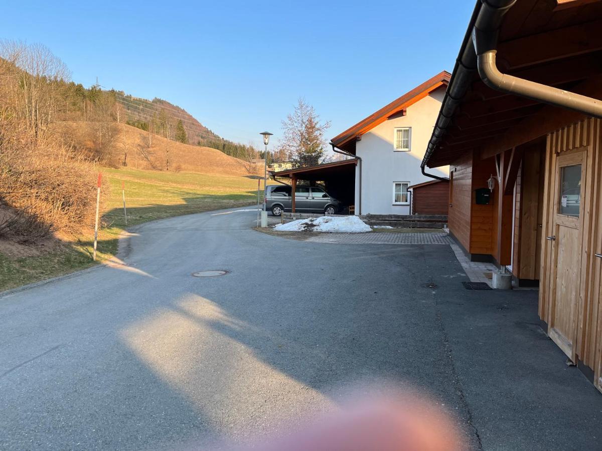 Sonnenchalet Mit Sauna Kotschach-Mauthen Exterior photo